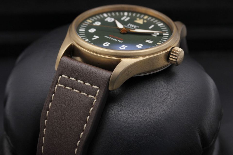 IWC Pilot's Spitfire IW326802 Image 2